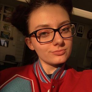 Meet your Posher, Karleigh